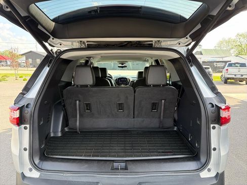 Used 2020 Chevrolet Traverse LT AWD/4WD image 16