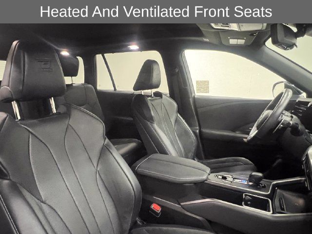 Certified 2025 Lexus TX 500h AWD w/ Technology Package image 11