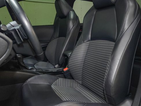 Used 2020 Toyota Corolla XSE image 42