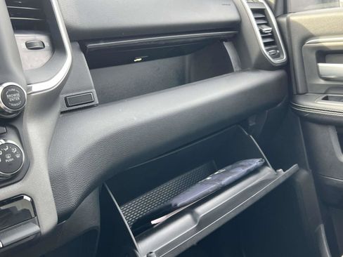 Used 2024 RAM 2500 Big Horn w/ Bed Utility Group image 11