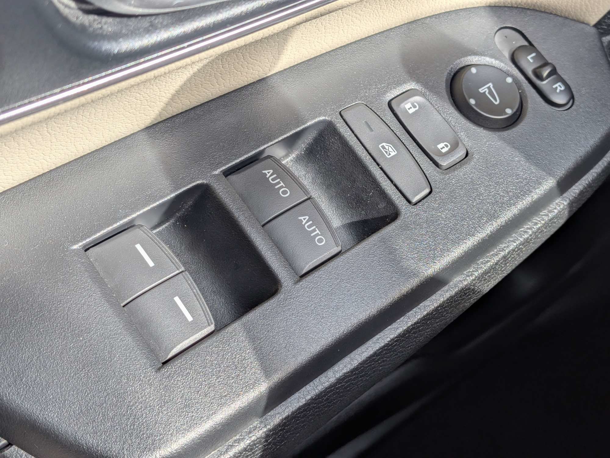 Used 2018 Honda CR-V EX-L image 26
