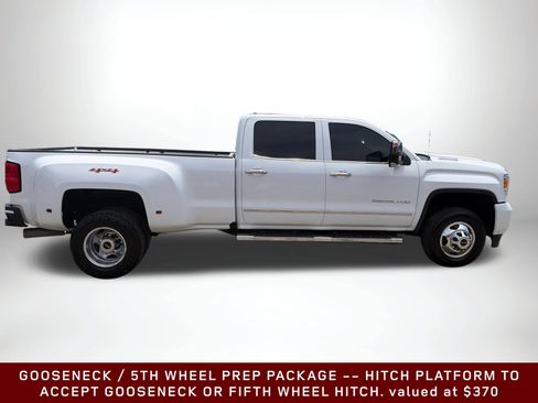 Used 2019 GMC Sierra 3500 Denali w/ Duramax Plus Package AWD/4WD image 8