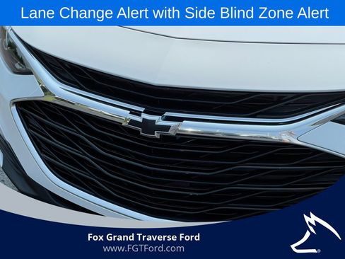 Used 2024 Chevrolet Malibu RS FWD image 32