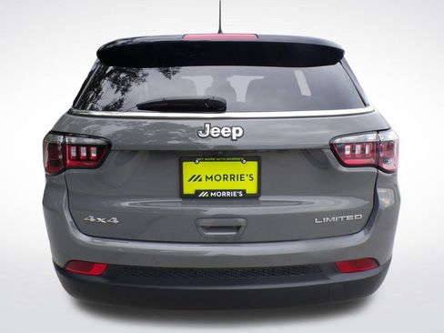 Used 2024 Jeep Compass Limited AWD/4WD image 4