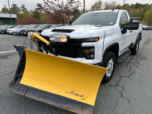 Used 2025 Chevrolet Silverado 3500 W/T w/ Snow Plow Prep/Camper Package AWD/4WD image 1