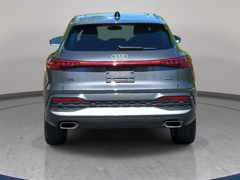 Used 2025 Audi Q5 Premium Plus w/ Premium Plus AWD/4WD image 6