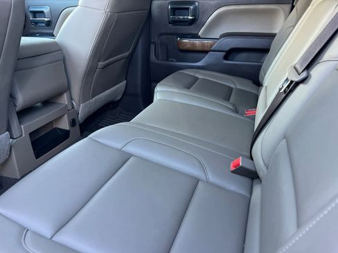 Used 2018 GMC Sierra 1500 SLT w/ SLT Premium Package image 5