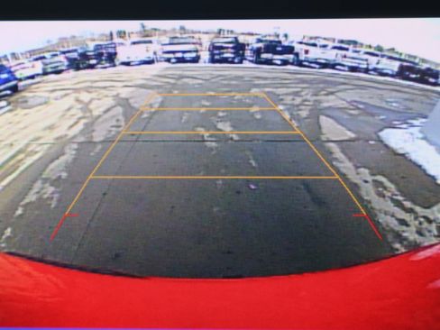 Certified 2022 Chevrolet Silverado 1500 Custom image 21