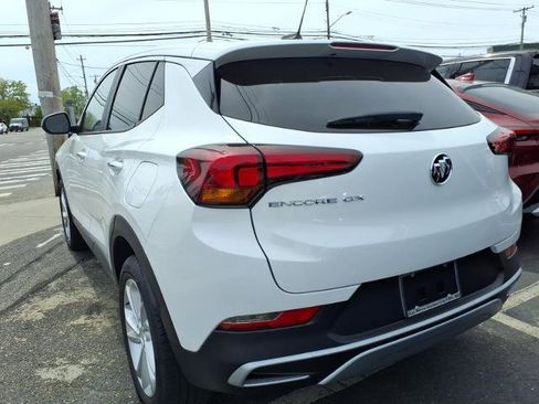 Used 2023 Buick Encore GX Preferred w/ Cold Weather Comfort Package FWD image 5