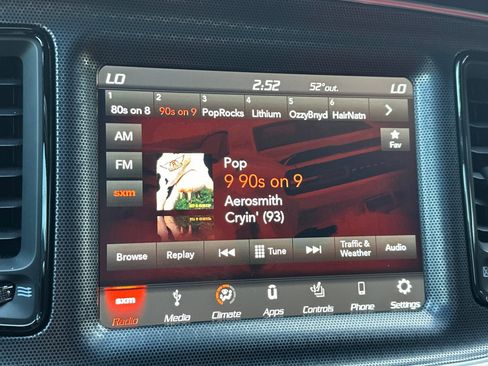 Used 2018 Dodge Challenger R/T Scat Pack w/ Leather Interior Group image 17