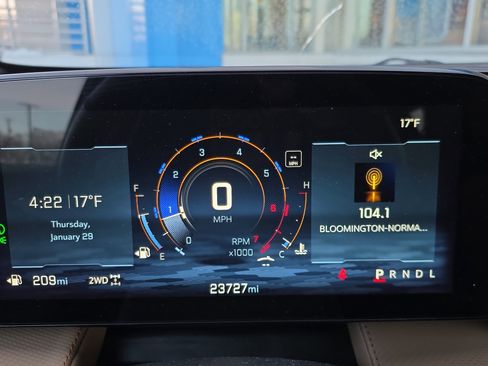 Used 2025 Chevrolet Equinox ACTIV w/ Safety and Technology Package image 21