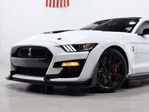 Used 2021 Ford Mustang Shelby GT500 w/ Carbon Fiber Track Pack image 2