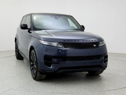 New 2026 Land Rover Range Rover Sport SE image 2