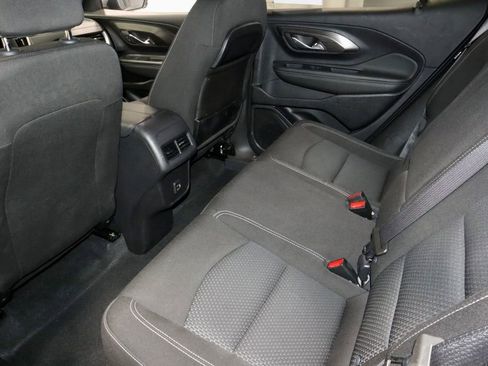 Used 2024 GMC Terrain SLE FWD image 20