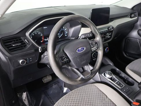 Used 2021 Ford Escape SE image 24