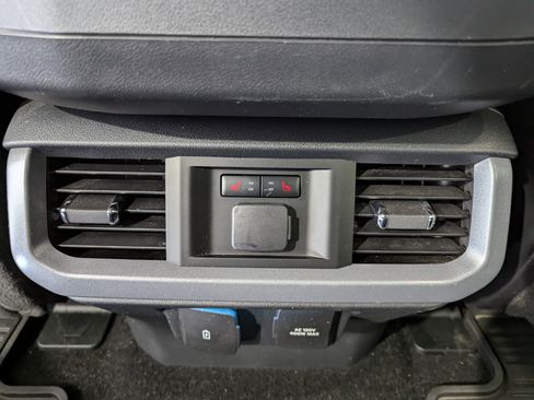 Used 2023 Ford F150 Lariat w/ Equipment Group 502A High image 13