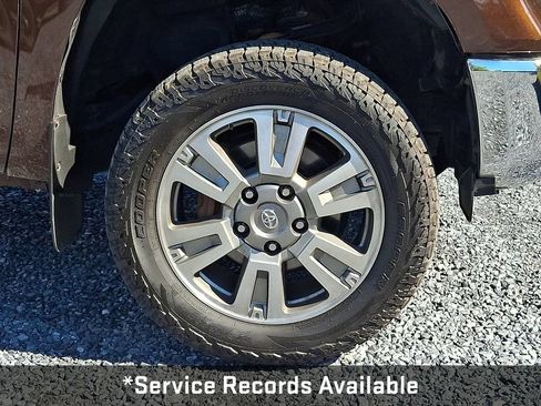 Used 2016 Toyota Tundra Limited w/ Limited Premium Package AWD/4WD image 10