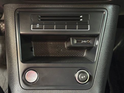 Used 2018 Volkswagen Tiguan Limited AWD/4WD image 36