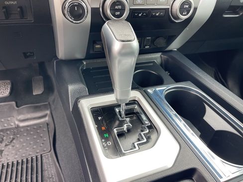 Used 2020 Toyota Tundra Limited image 15