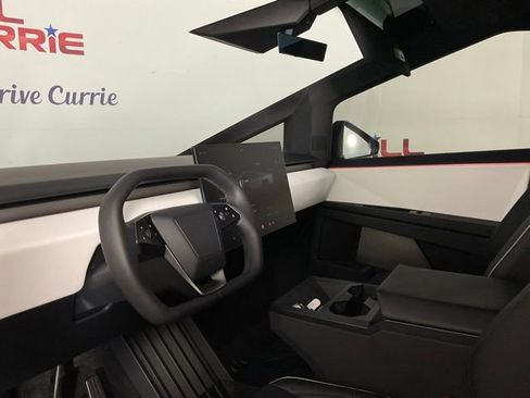 Used 2024 Tesla Cybertruck AWD Crew Cab image 12