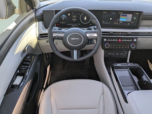 New 2026 Hyundai Tucson Limited FWD image 14