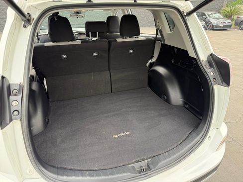 Used 2017 Toyota RAV4 XLE image 21