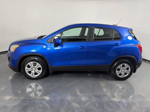 Used 2016 Chevrolet Trax LS w/ LPO, Protection Package FWD image 8