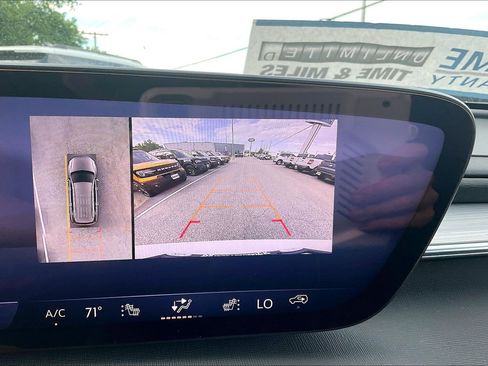 Used 2026 Buick Enclave Preferred AWD/4WD image 20