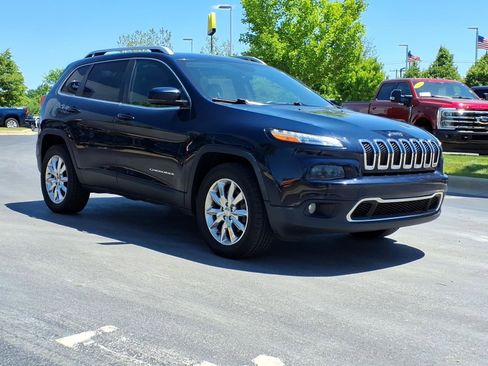 Used 2014 Jeep Cherokee Limited AWD/4WD image 3