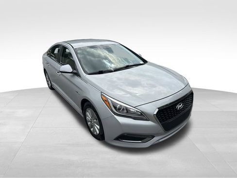 Used 2016 Hyundai Sonata SE image 7