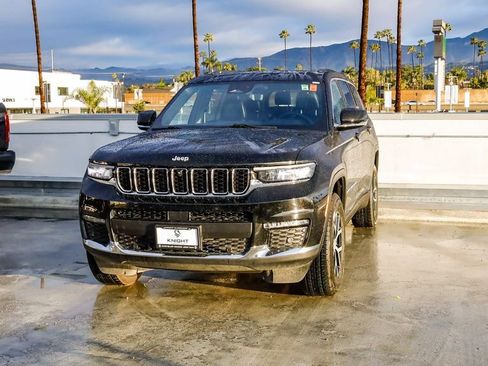 Certified 2024 Jeep Grand Cherokee L Limited w/ Luxury Tech Group II image 4