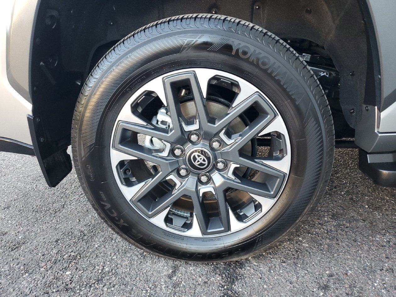 Used 2026 Toyota Sequoia Limited AWD/4WD image 5