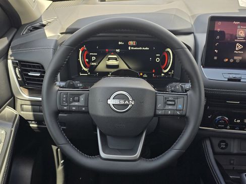 New 2026 Nissan Rogue Platinum image 14