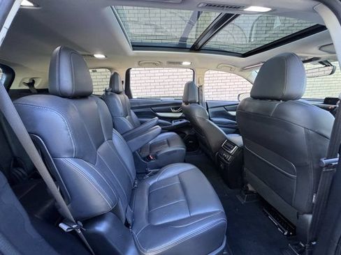 Used 2020 Subaru Ascent Limited w/ Technology Package AWD/4WD image 10