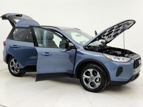 Used 2025 Ford Escape ST-Line image 31