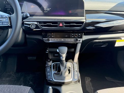 New 2026 Kia Seltos S image 11