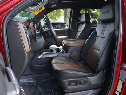 Used 2022 Chevrolet Silverado 3500 High Country AWD/4WD image 9