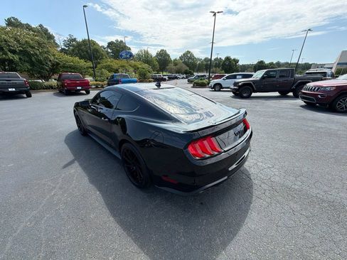 Used 2022 Ford Mustang GT Premium w/ Black Accent Package RWD image 15