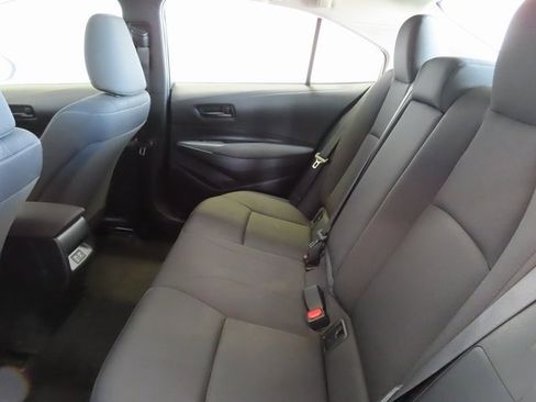 Used 2024 Toyota Corolla LE image 28