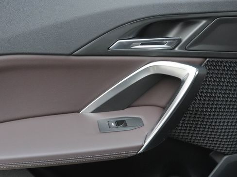 Certified 2025 BMW X2 xDrive28i image 30