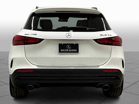 New 2025 Mercedes-Benz GLA 35 AMG AMG GLA 35 image 4