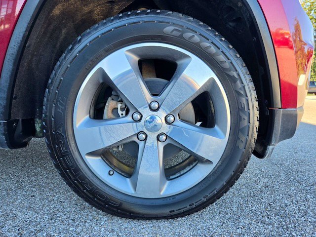 Used 2014 Jeep Grand Cherokee Limited AWD/4WD image 36