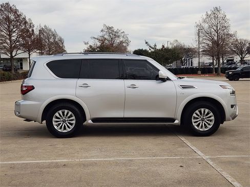 Used 2022 Nissan Armada SV w/ Cargo Package image 4