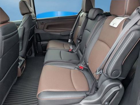 New 2026 Honda Odyssey Elite image 11