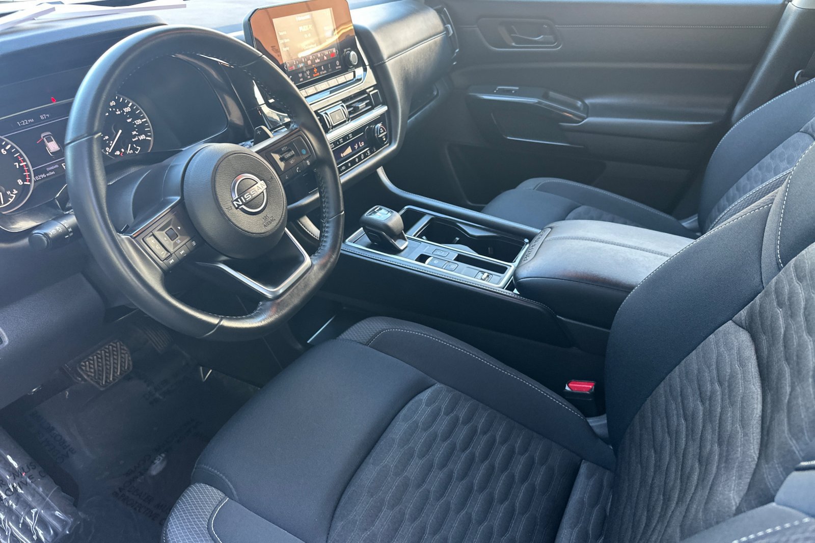 Certified 2025 Nissan Pathfinder SV w/ Cargo Package FWD image 10