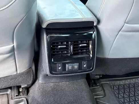 Used 2020 Toyota Avalon Limited w/ Advanced Safety Package FWD image 15