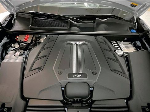 New 2026 Bentley Bentayga Speed image 15