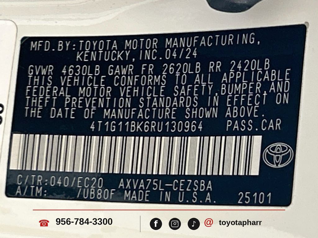 Used 2024 Toyota Camry SE AWD/4WD image 33