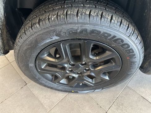 Used 2021 Jeep Compass Sport image 23