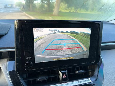 Used 2023 Toyota Corolla LE FWD image 25